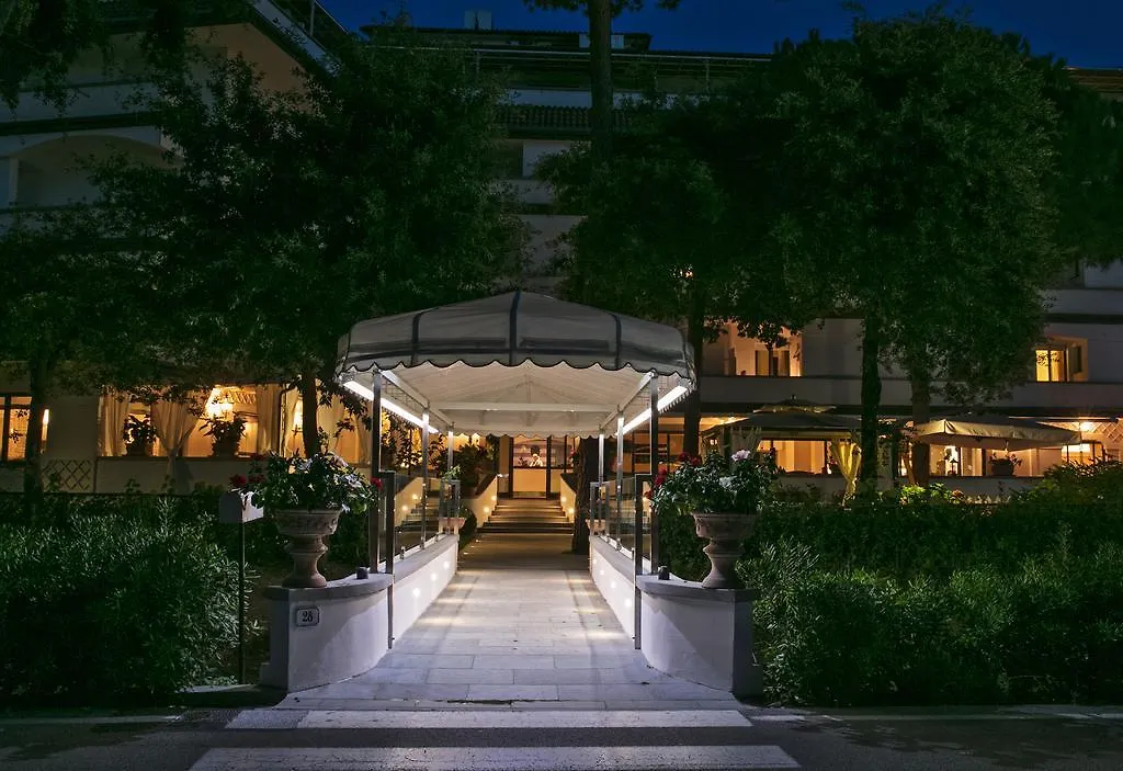 Hotel St.Mauritius Forte dei Marmi 4*,  Italy