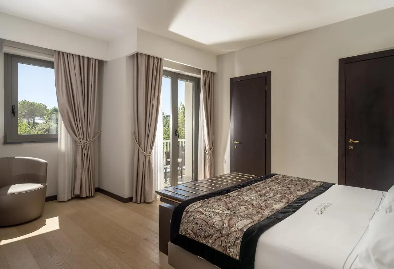 Hotel St.Mauritius Forte dei Marmi 4*,  Italy