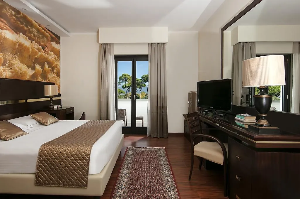 Hotel St.Mauritius Forte dei Marmi 4*,  Italy
